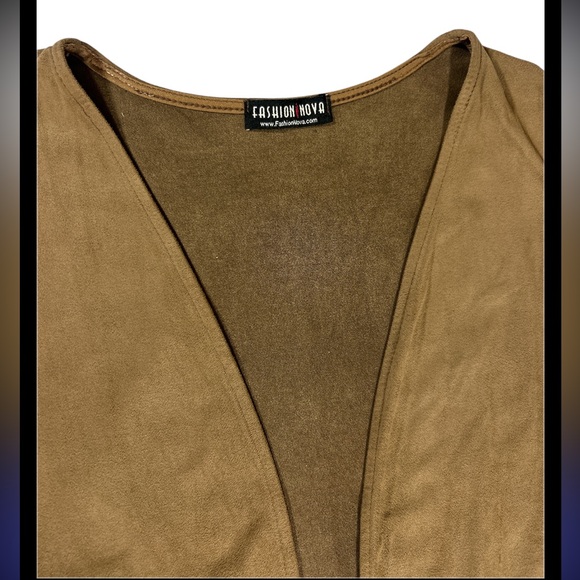 Boho Statement: Deep Chocolate Suede Fringe Vest - Fashion Nova - Picture 4 of 6